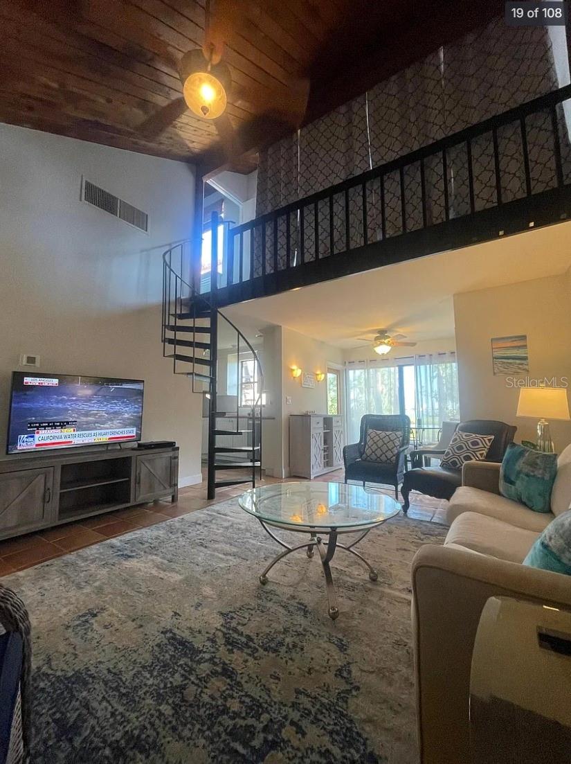 Home in SARASOTA — photo 3