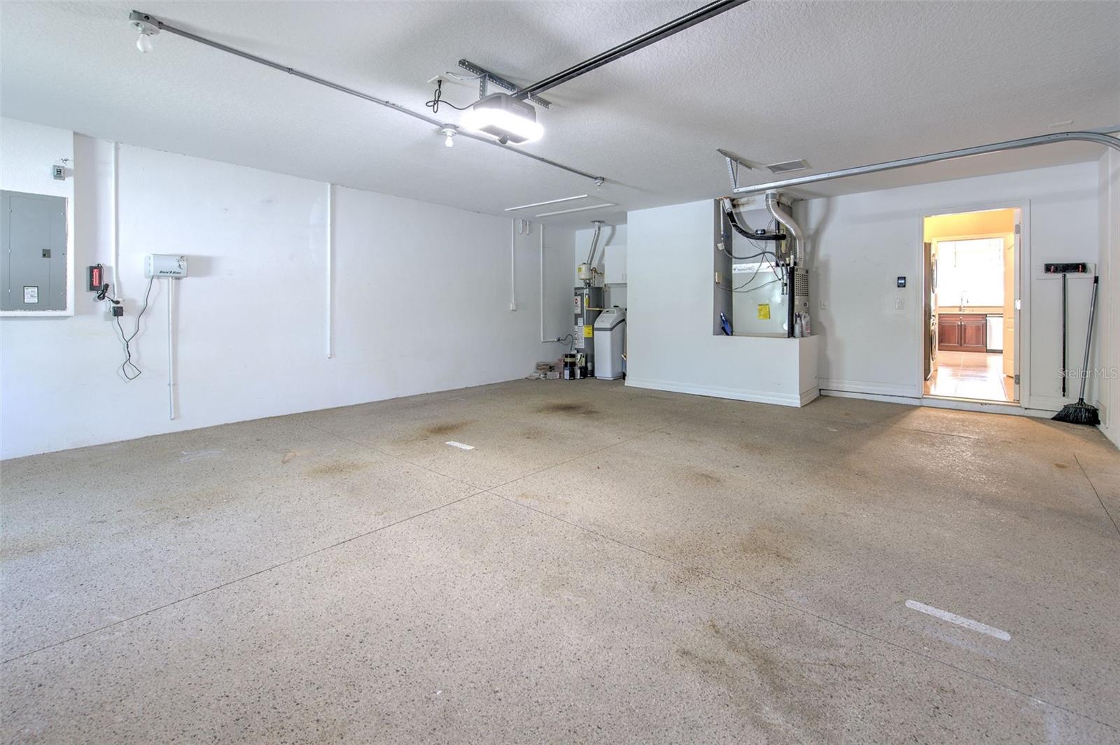 504 RIMINI VISTA WAY — photo 31