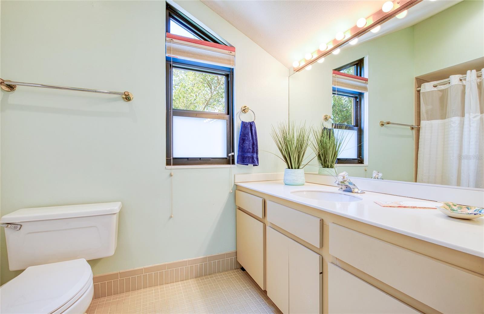 6305 PELICAN CREEK XING #D — photo 35