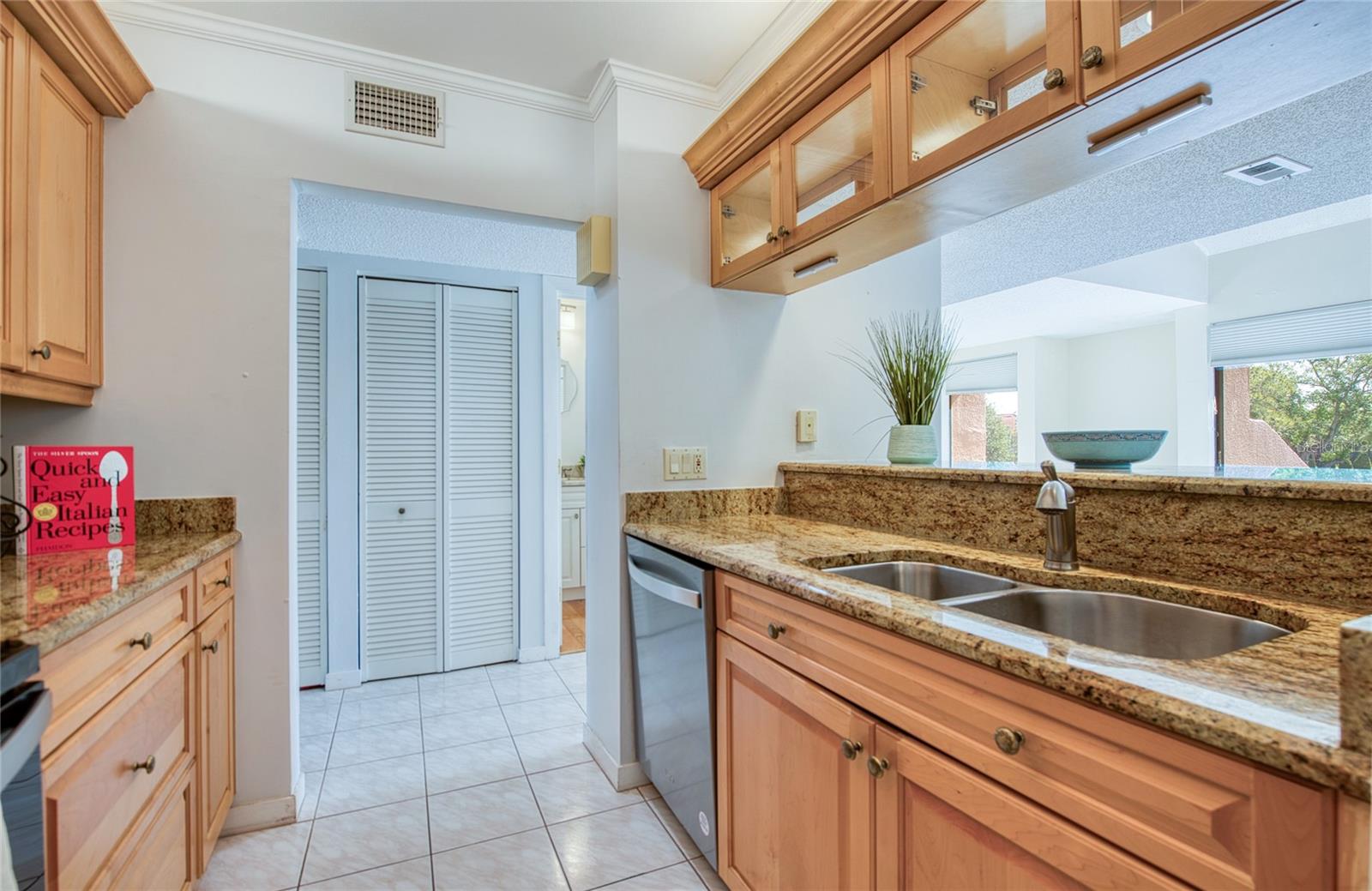 6305 PELICAN CREEK XING #D — photo 6