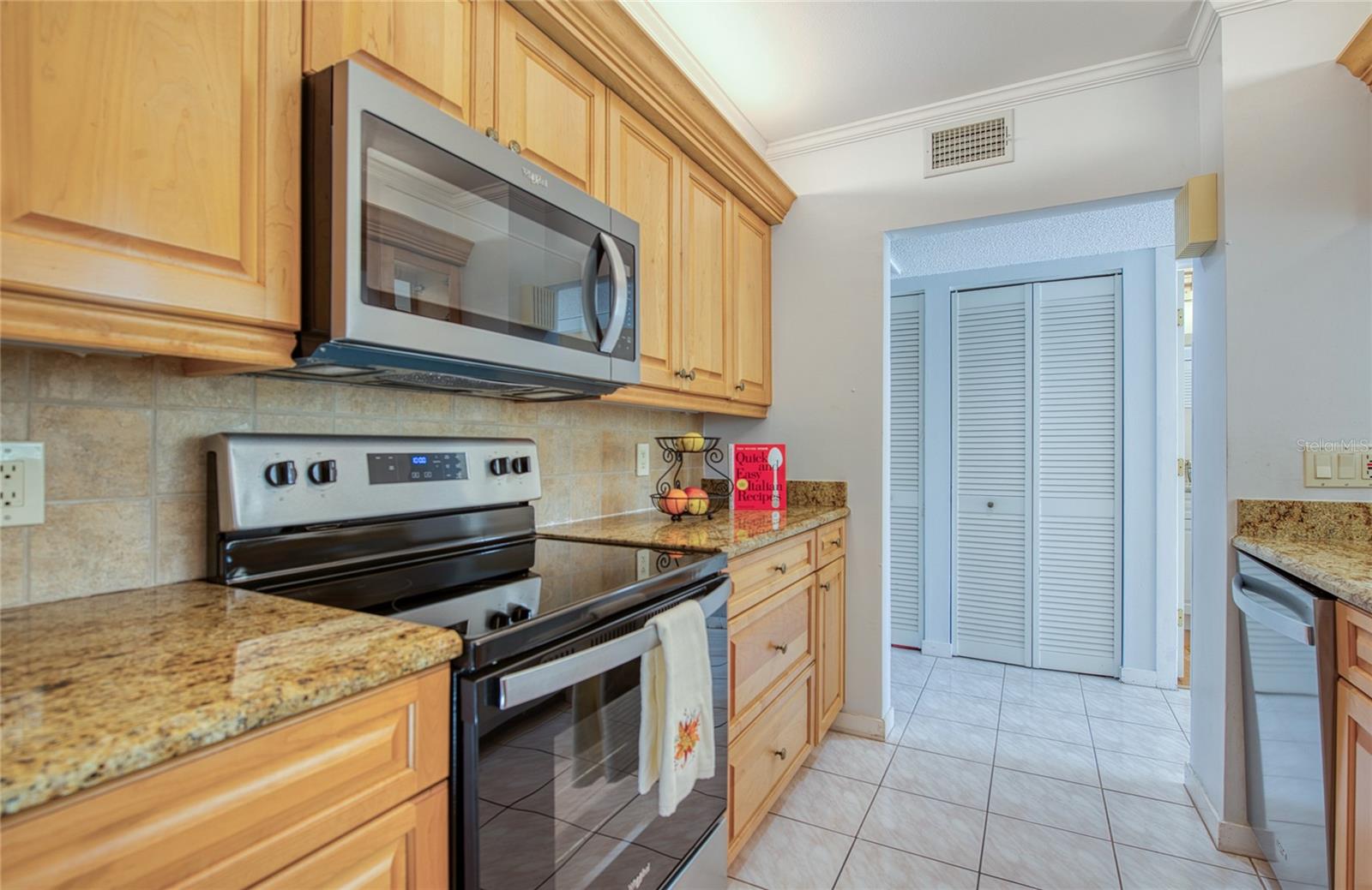 6305 PELICAN CREEK XING #D — photo 7