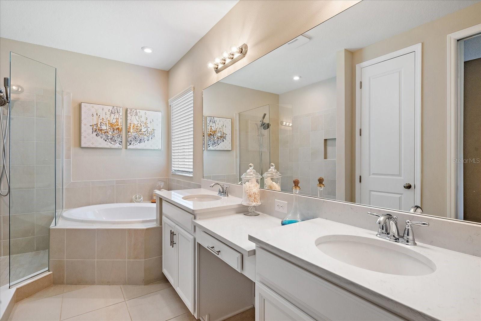 9085 LUNA LN — photo 24