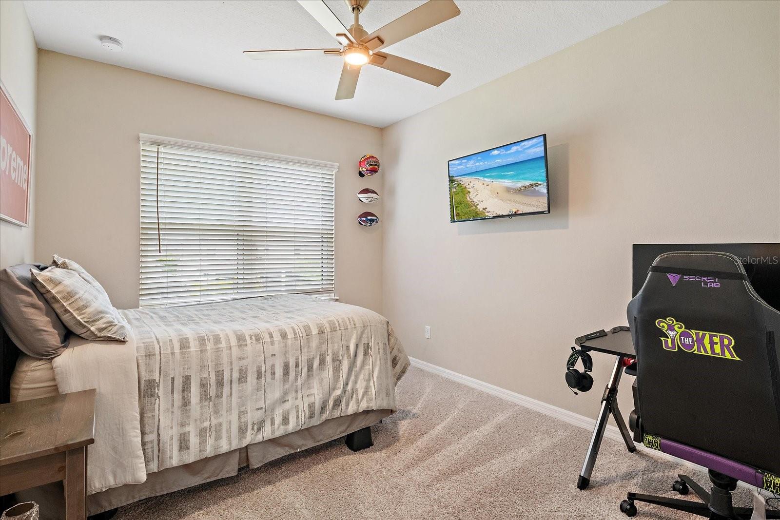 9085 LUNA LN — photo 36