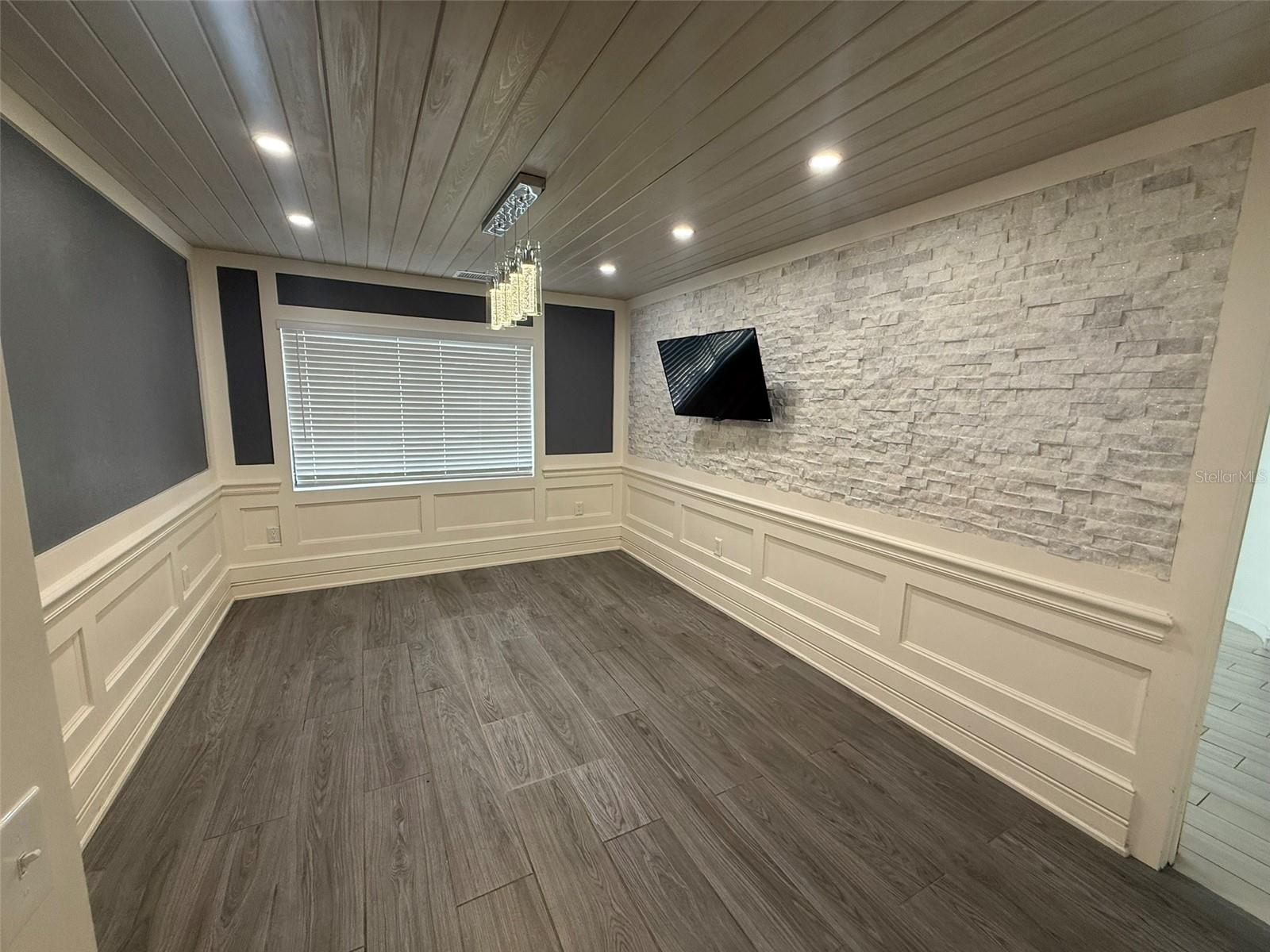 10225 ULMERTON RD #7C — photo 11