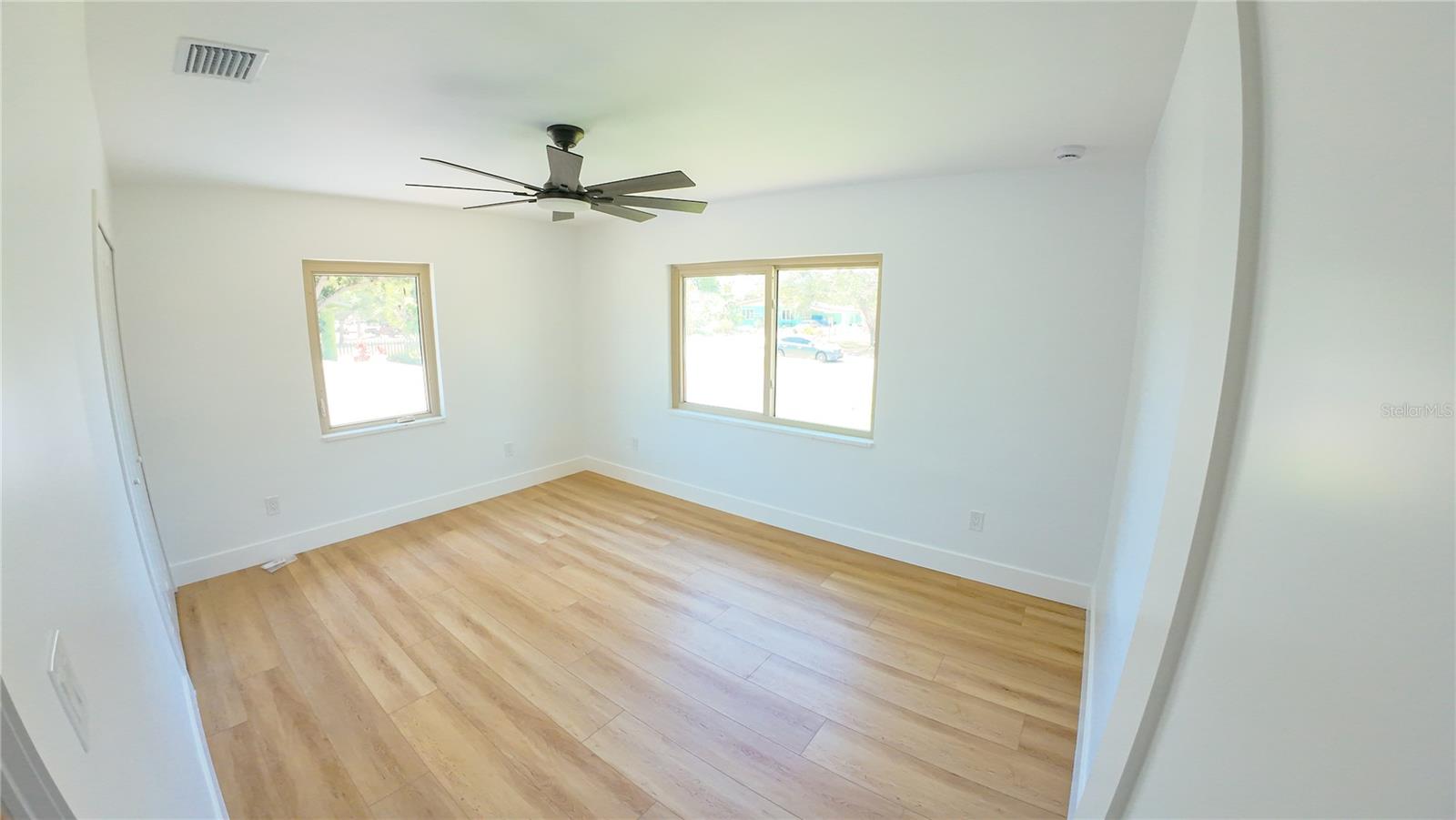 936 ALCAZAR WAY S — photo 31