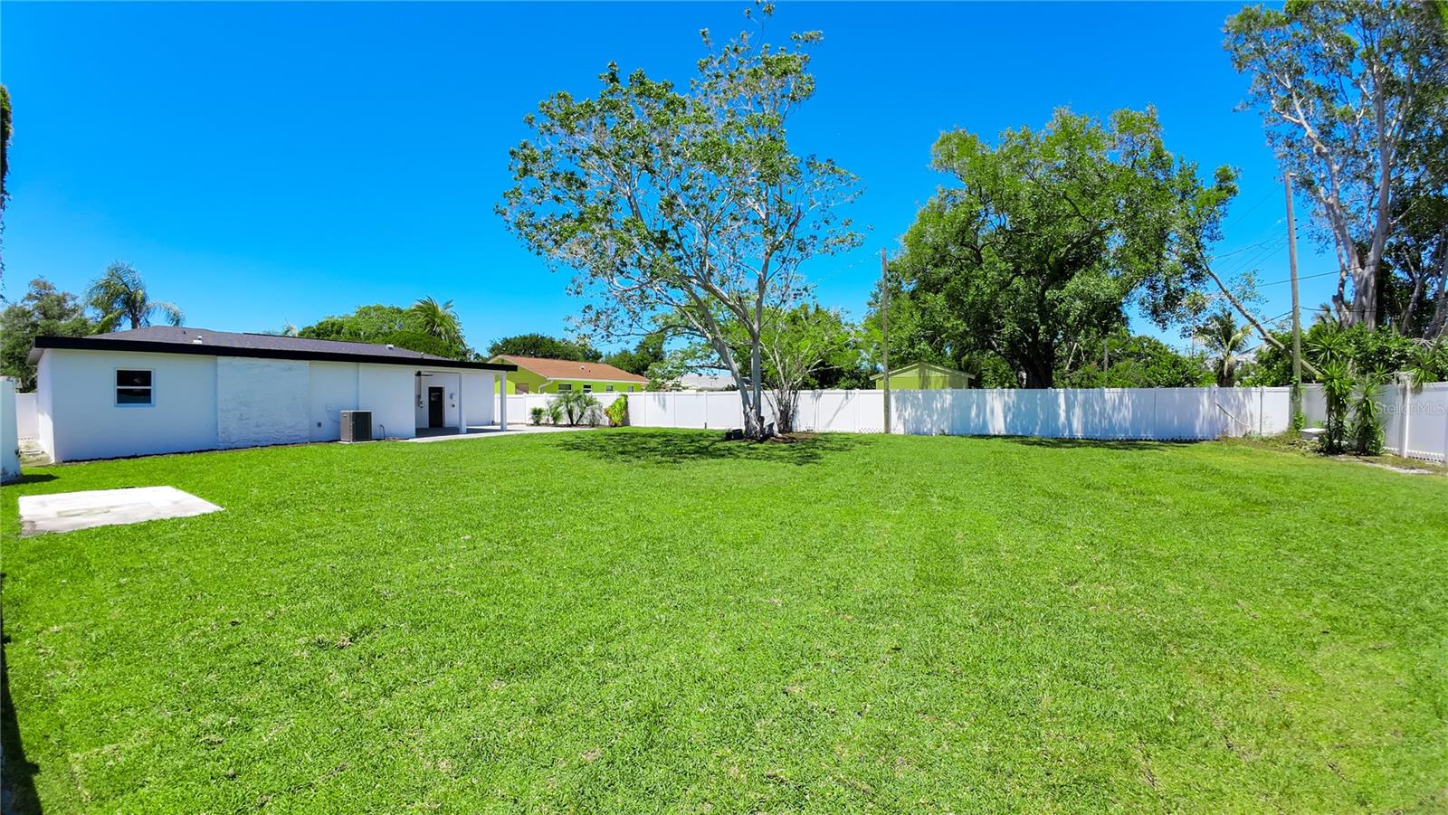 936 ALCAZAR WAY S — photo 11
