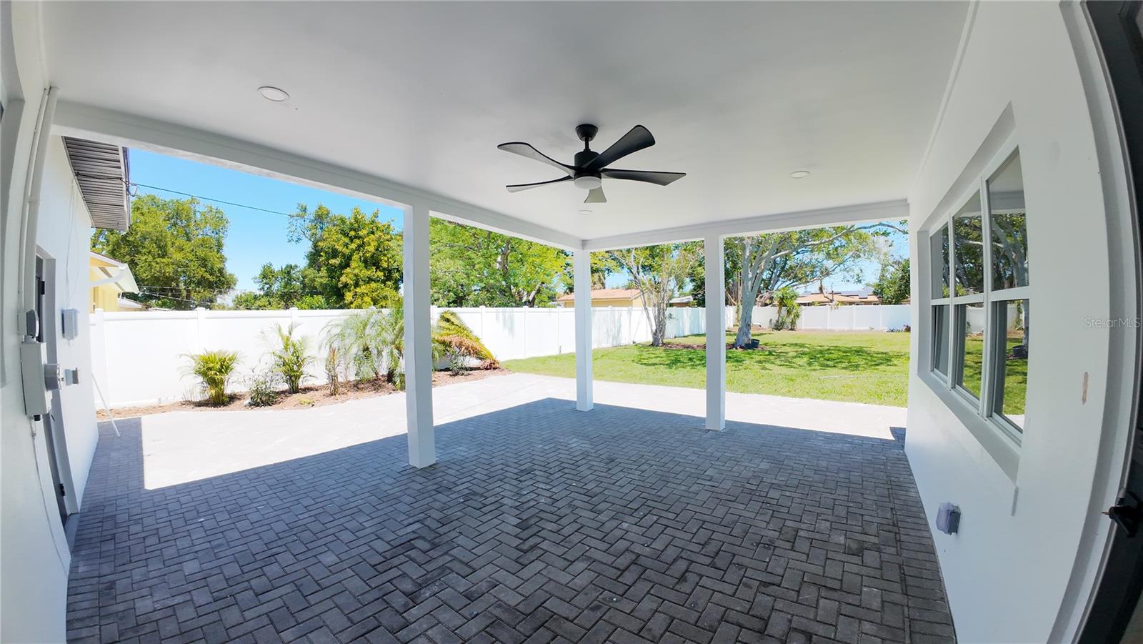 936 ALCAZAR WAY S — photo 8