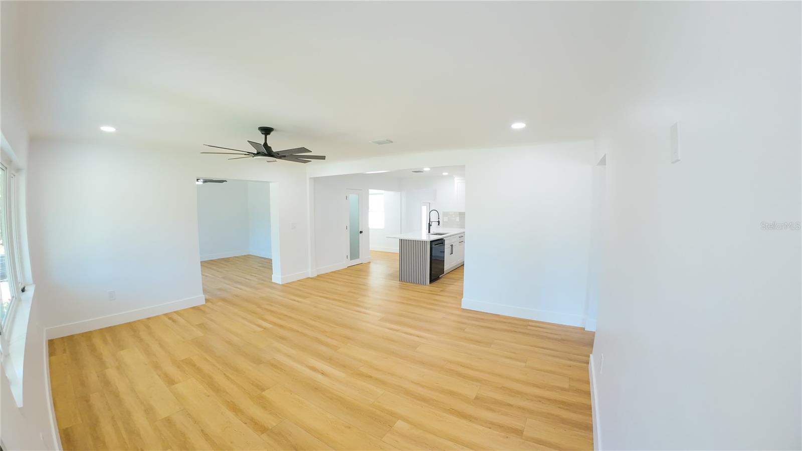 936 ALCAZAR WAY S — photo 14
