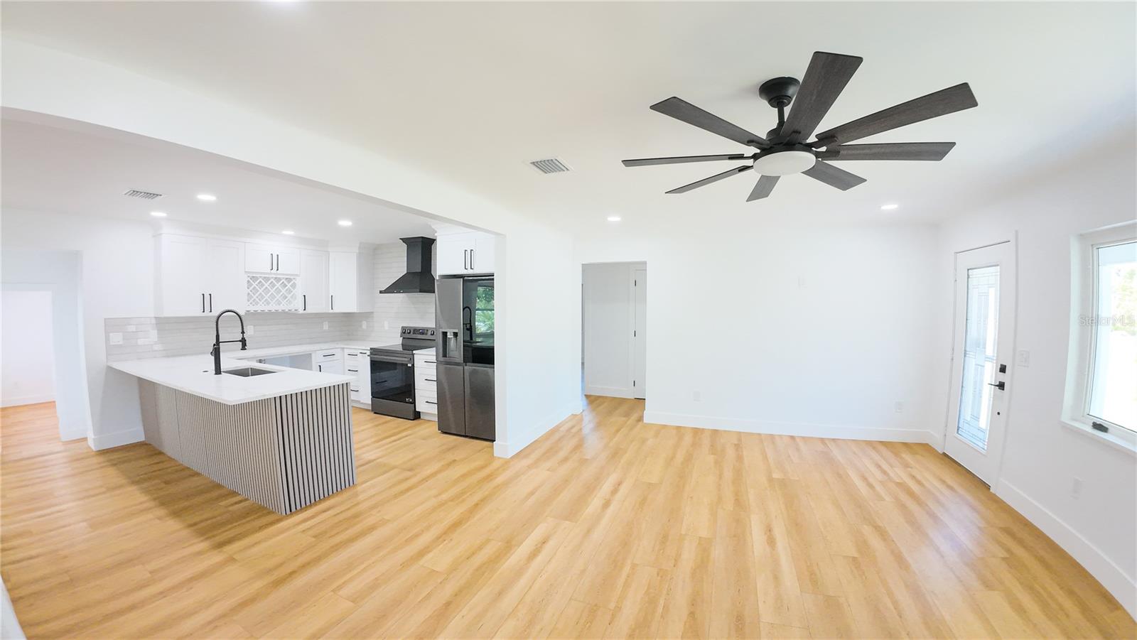 936 ALCAZAR WAY S — photo 15