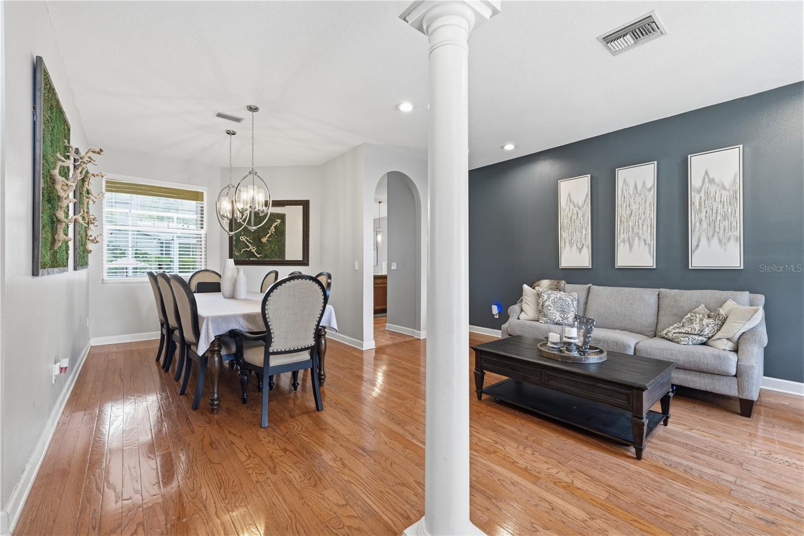 9302 HERITAGE OAK CT — photo 2
