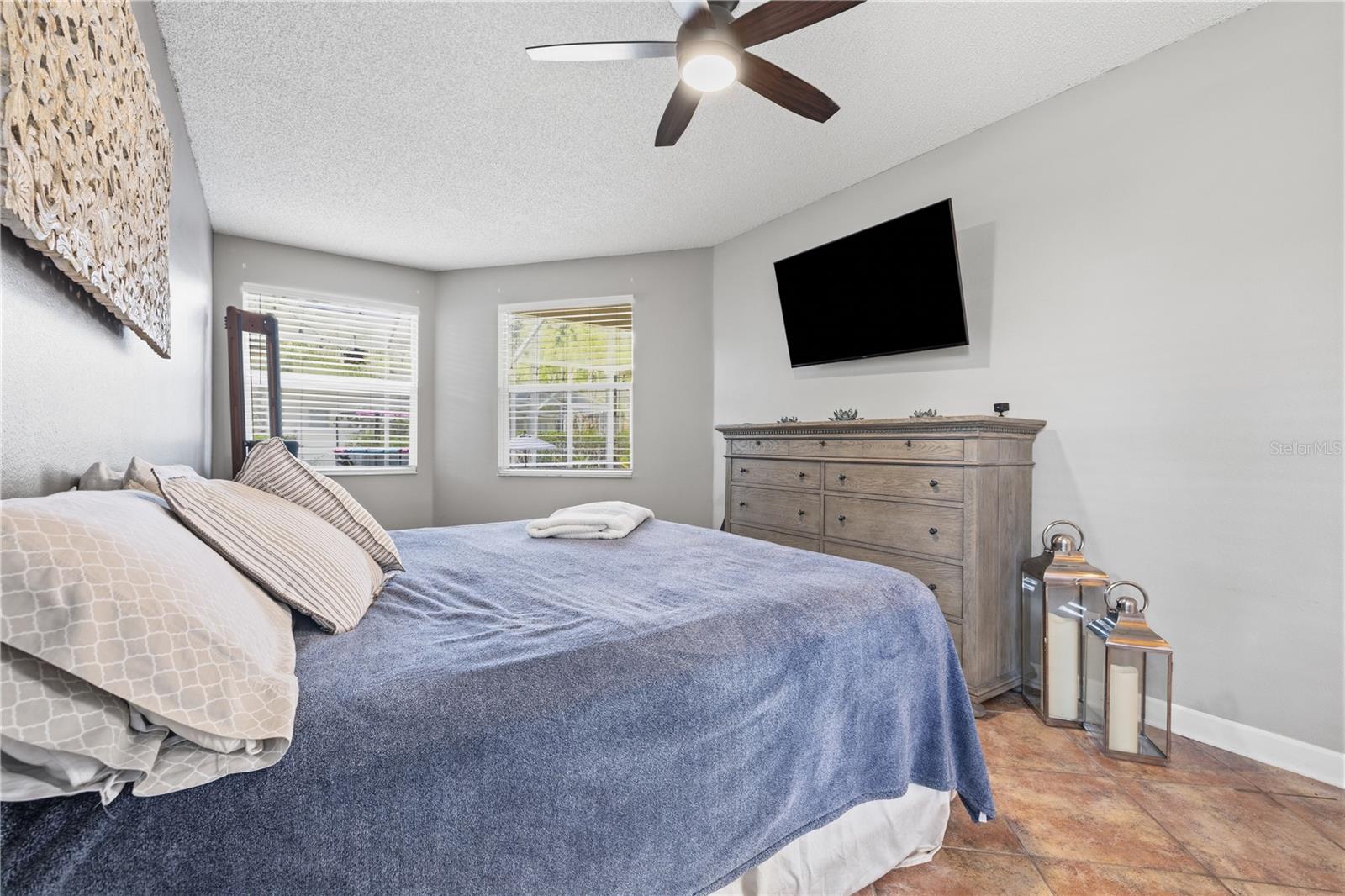 9302 HERITAGE OAK CT — photo 18
