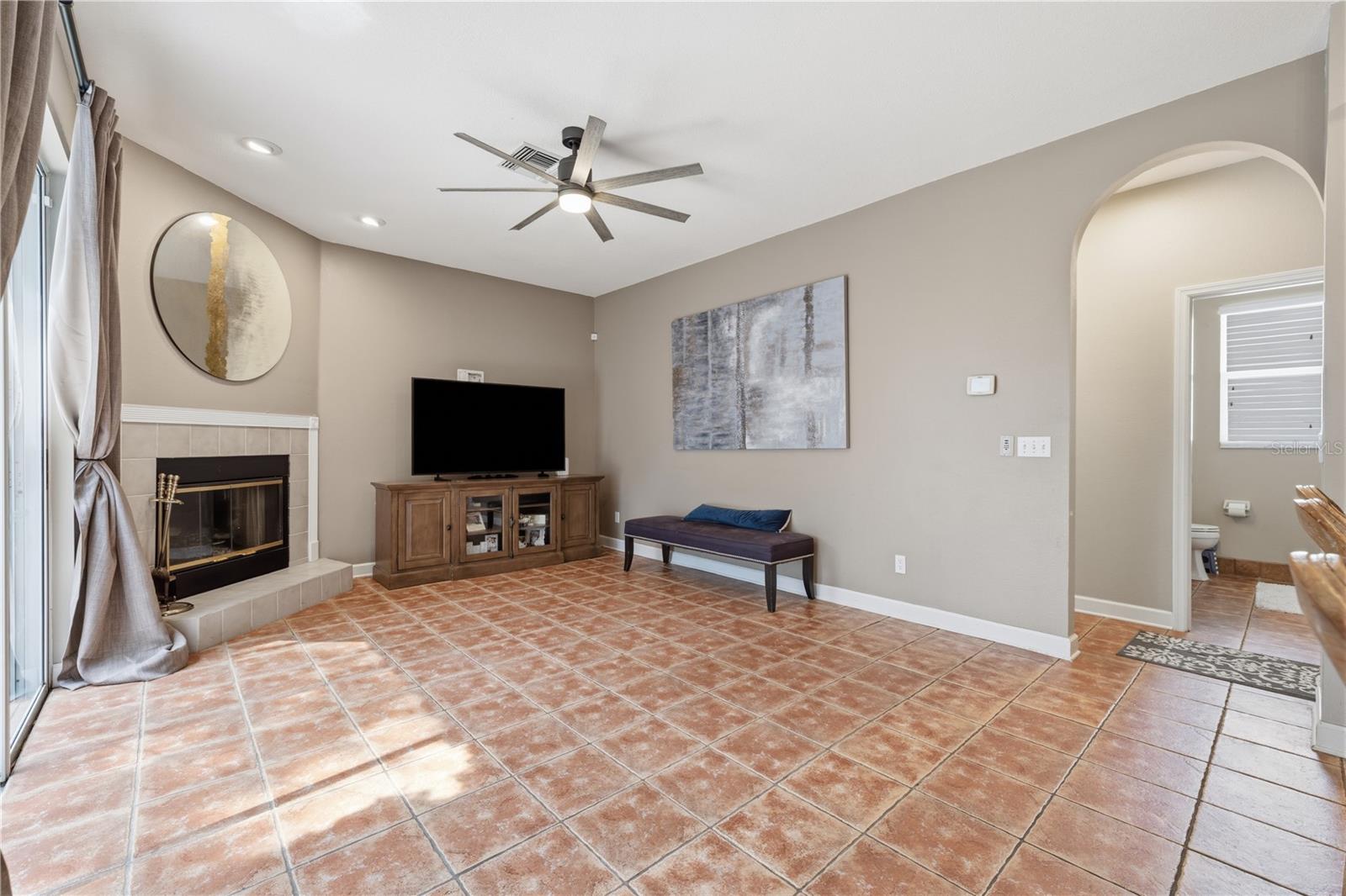 9302 HERITAGE OAK CT — photo 12