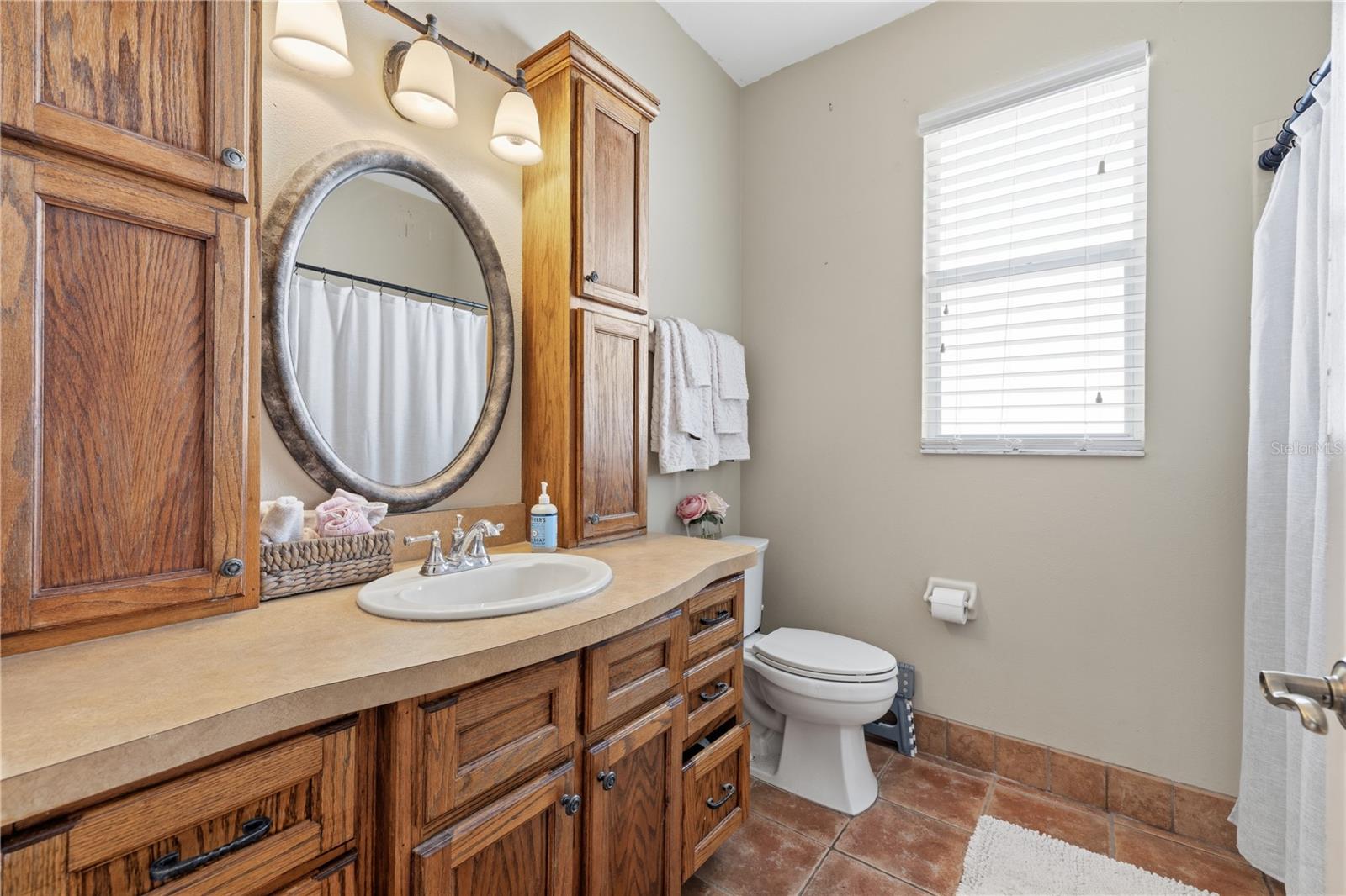 9302 HERITAGE OAK CT — photo 23