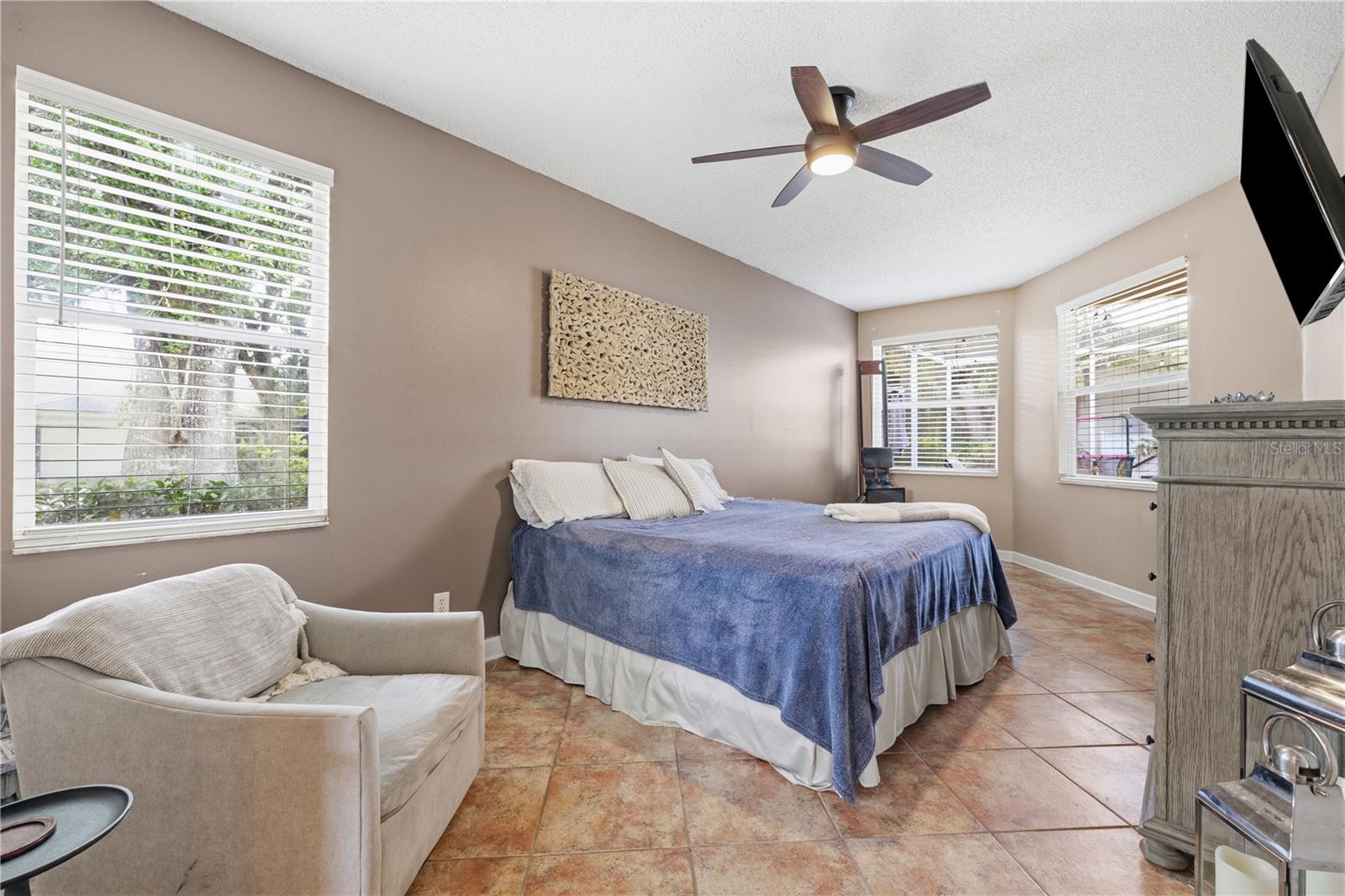 9302 HERITAGE OAK CT — photo 16