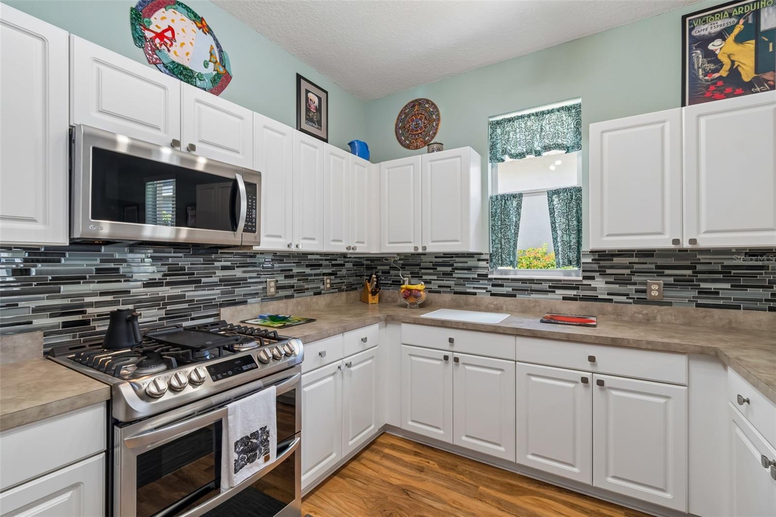 3550 FERRELL ST — photo 13
