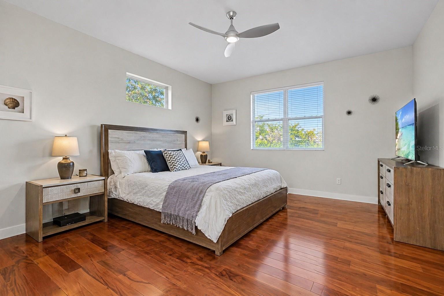 897 POINT SEASIDE DR — photo 32