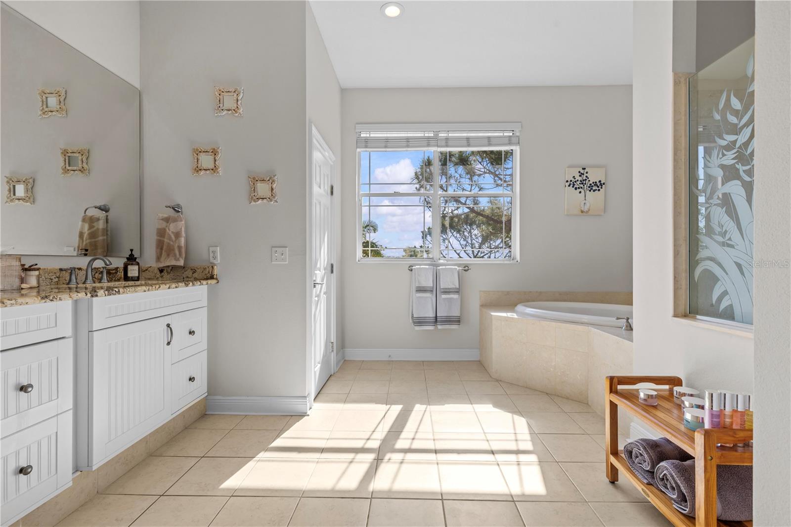 897 POINT SEASIDE DR — photo 36