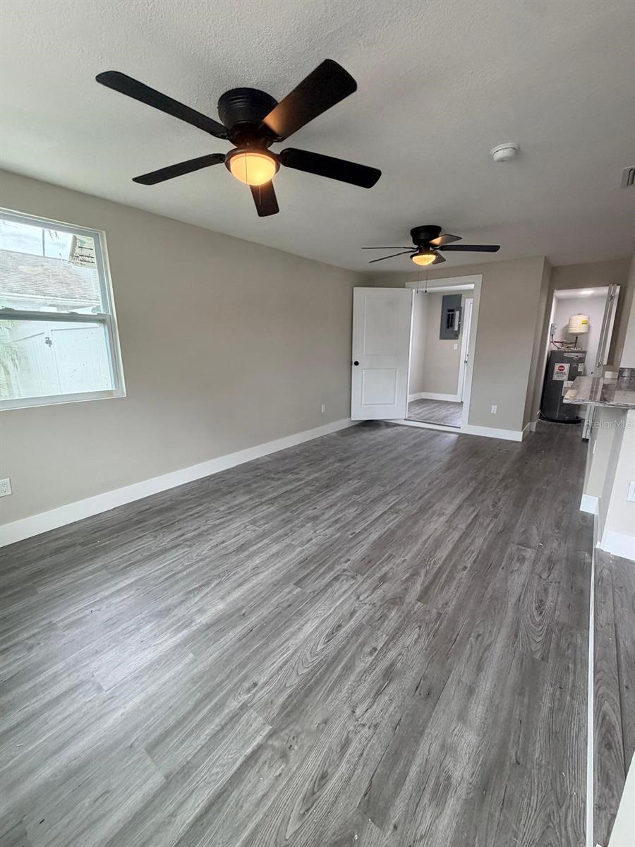 4112 MESA DR — photo 4