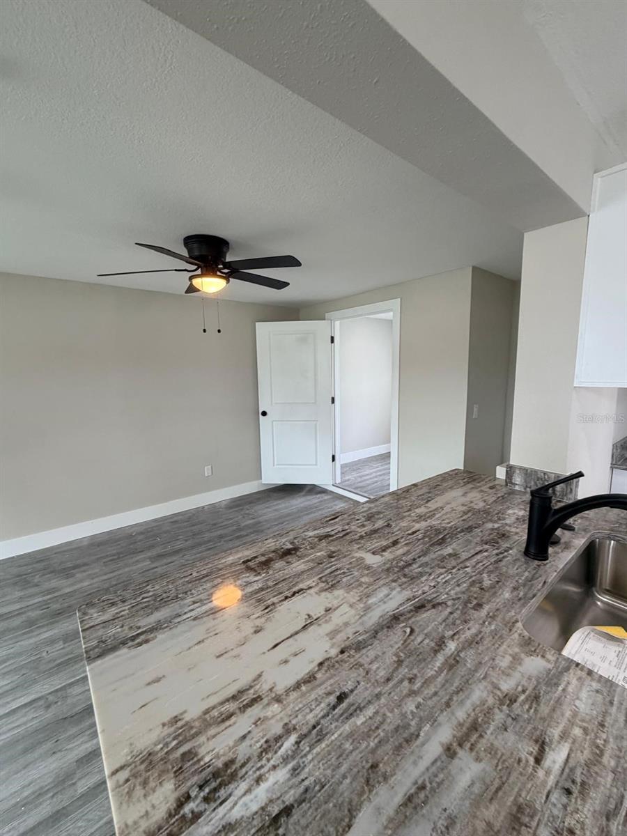 4112 MESA DR — photo 11