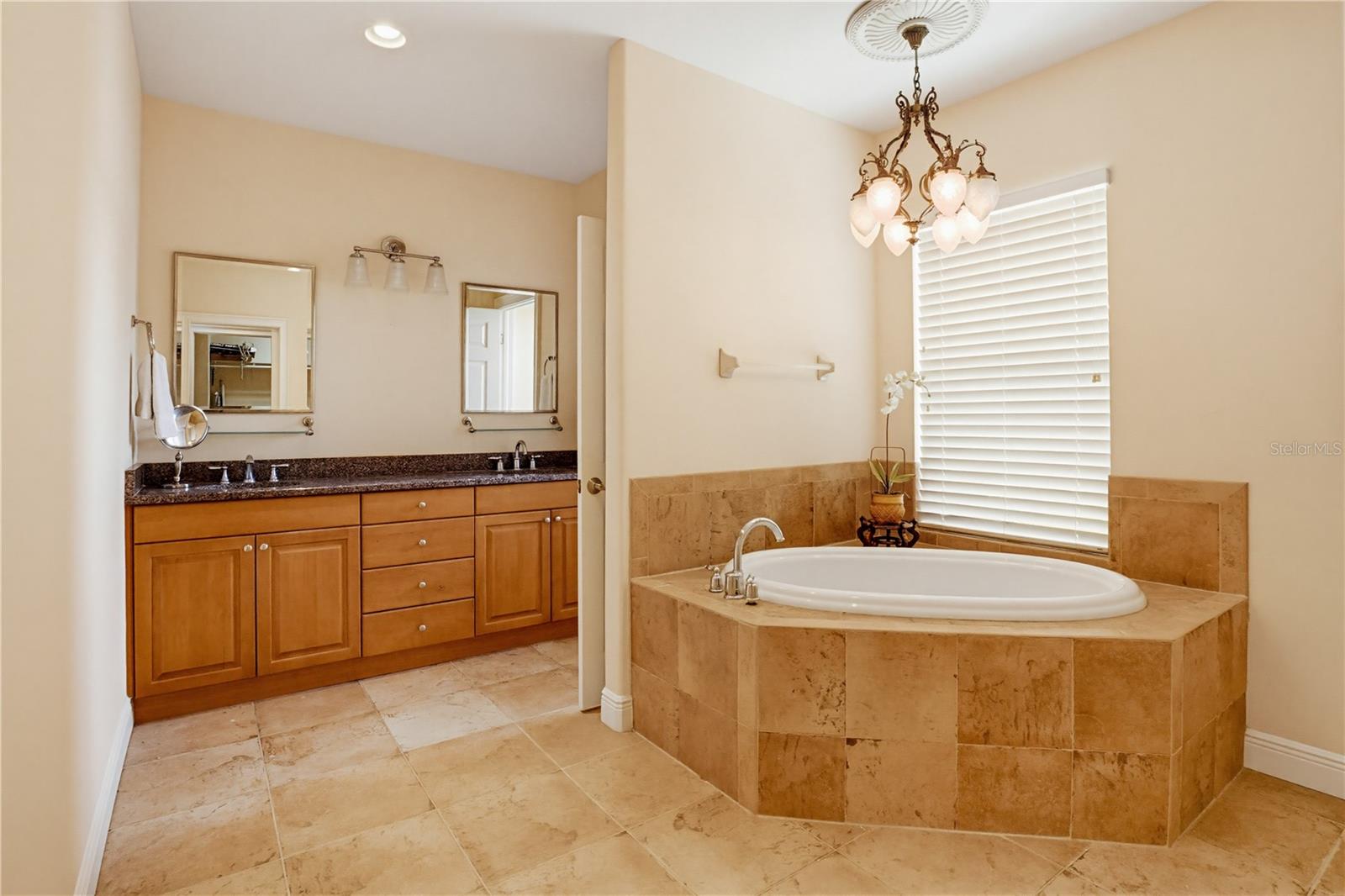 4104 SARASOTA AVE — photo 22