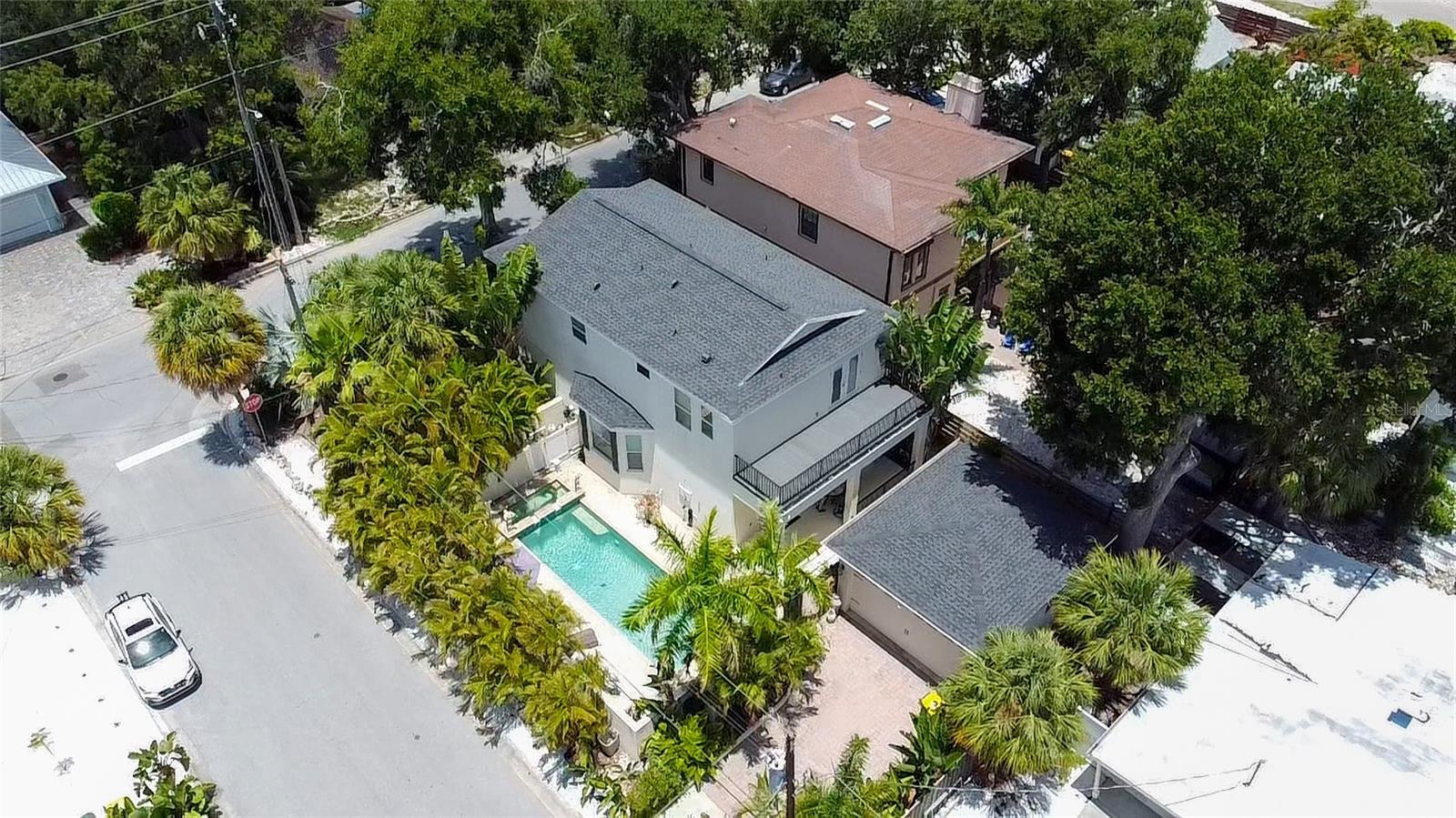 4104 SARASOTA AVE — photo 43