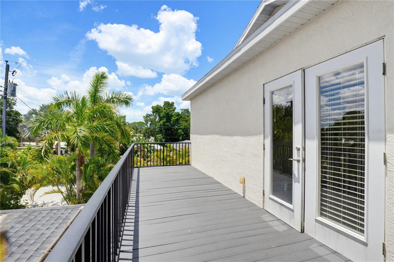4104 SARASOTA AVE — photo 26