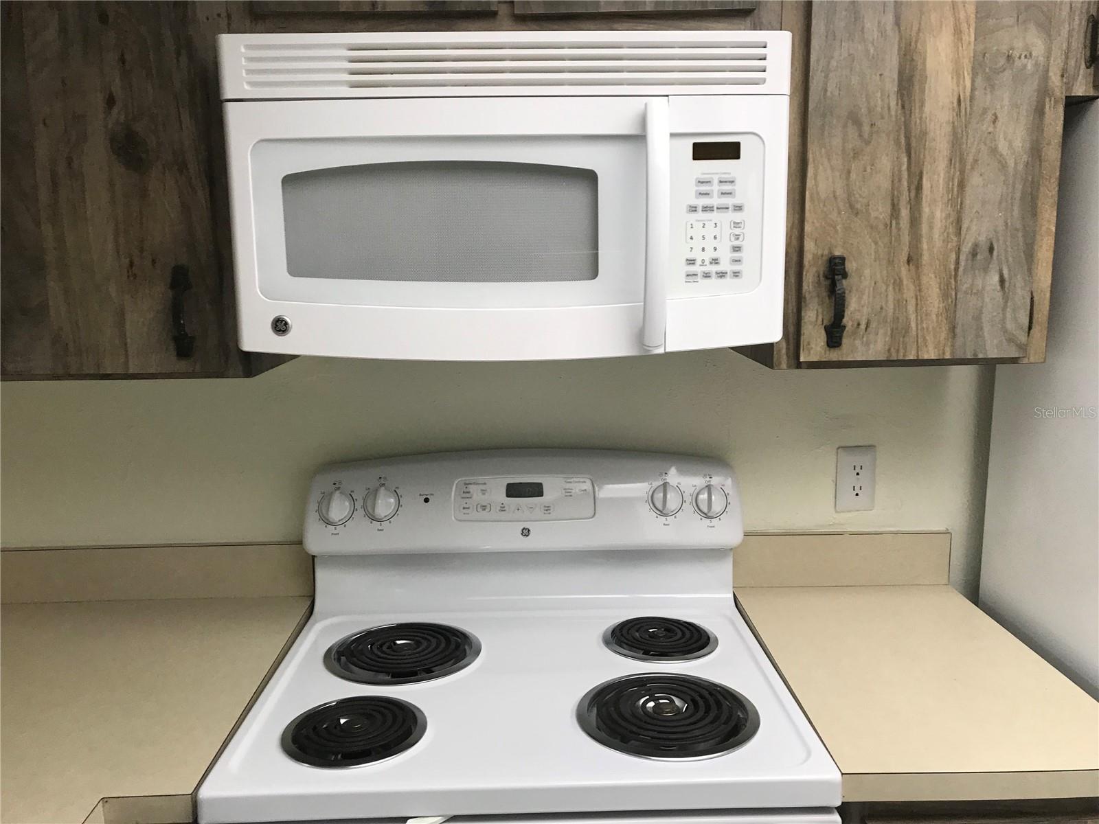 13610 S VILLAGE DR #4103 — photo 7