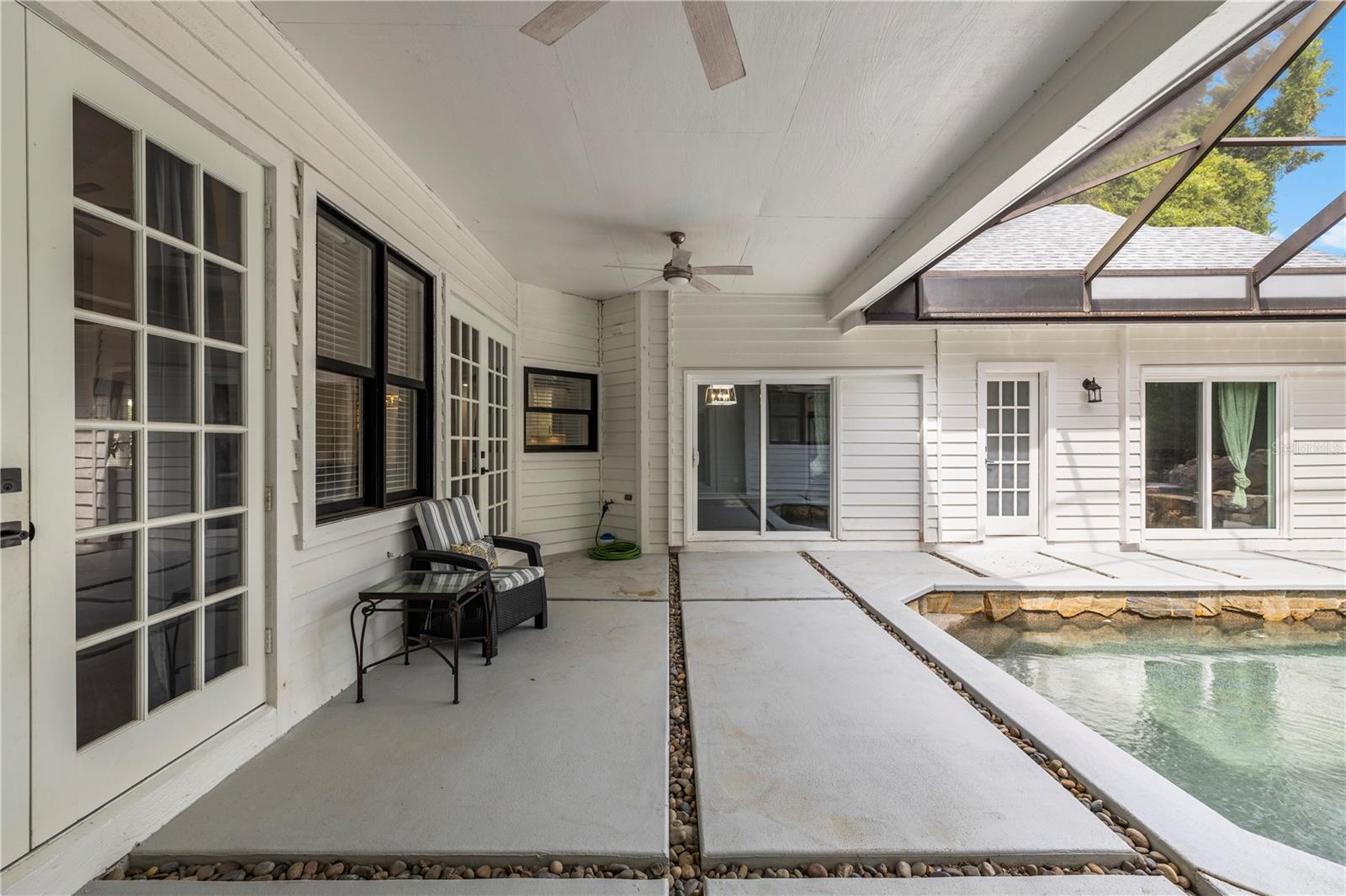 335 SANCTUARY DR — photo 56
