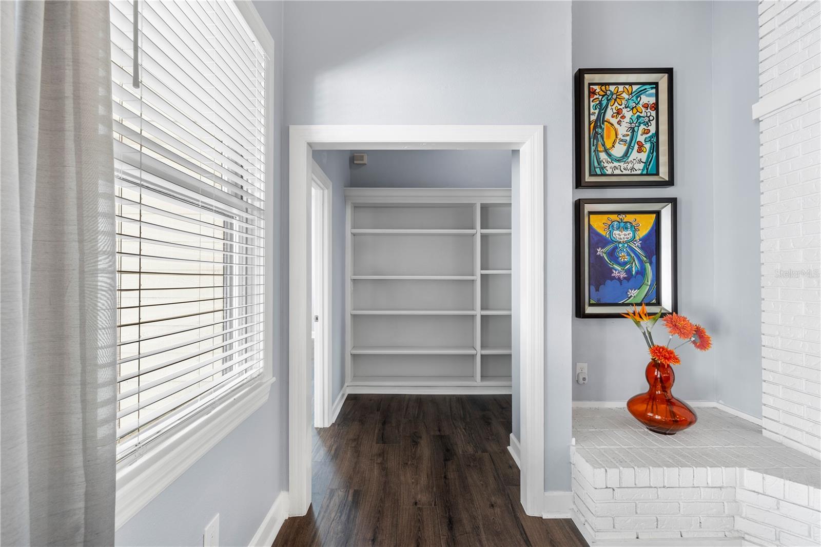335 SANCTUARY DR — photo 42