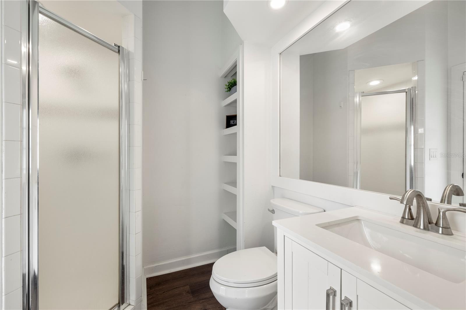 335 SANCTUARY DR — photo 52