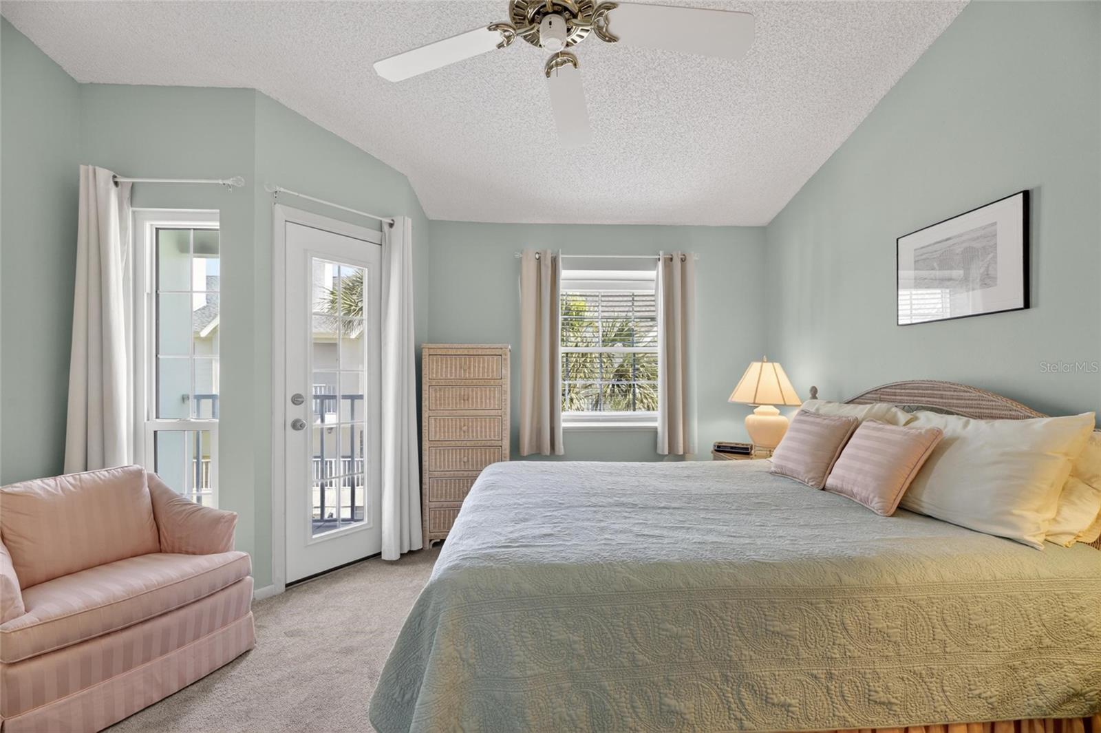 17960 GULF BLVD #108 — photo 20