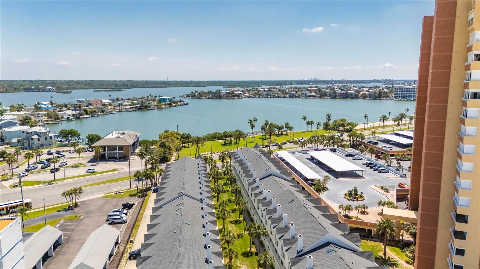 17960 GULF BLVD #108 — photo 34
