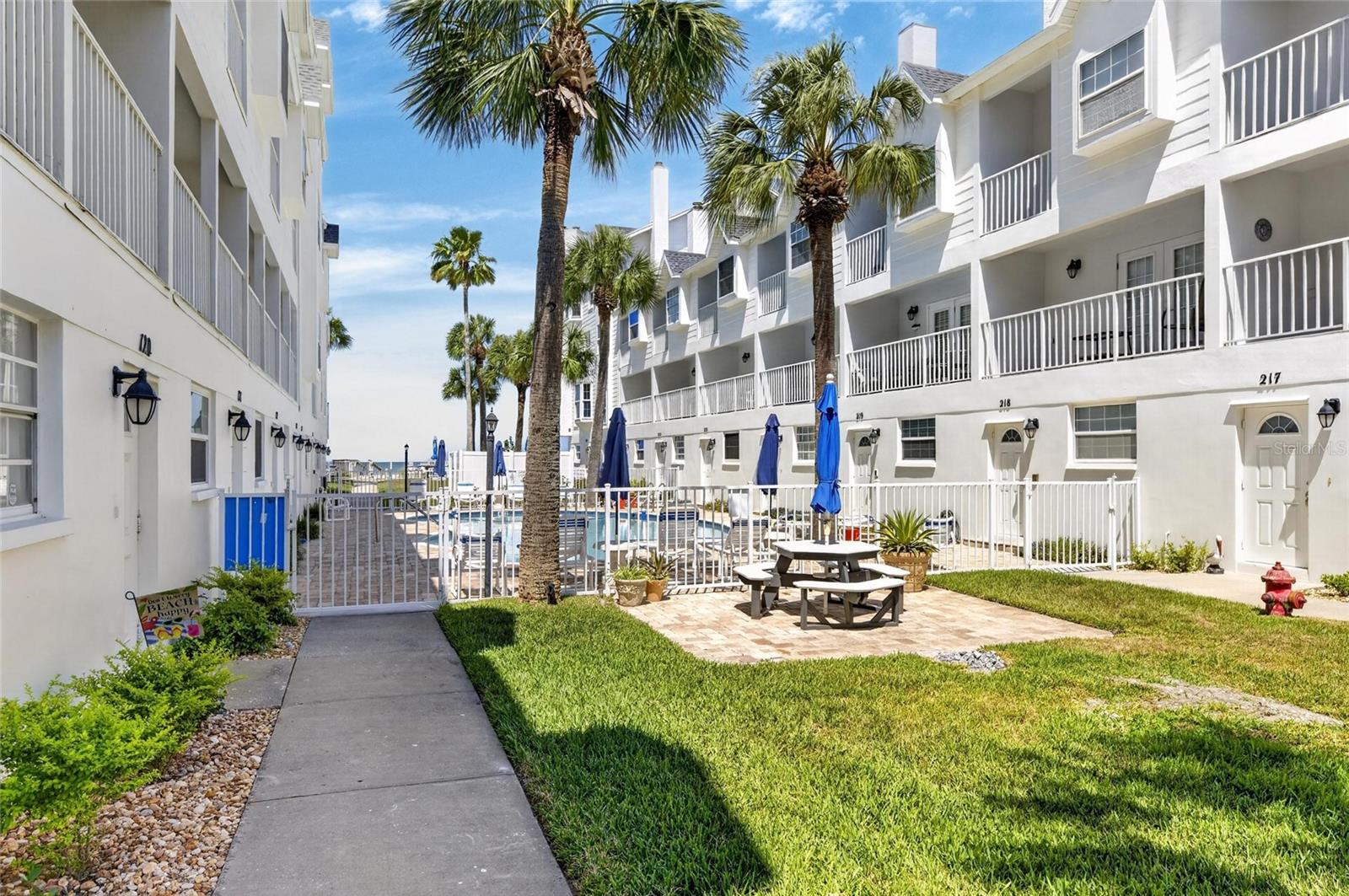 17960 GULF BLVD #108 — photo 31