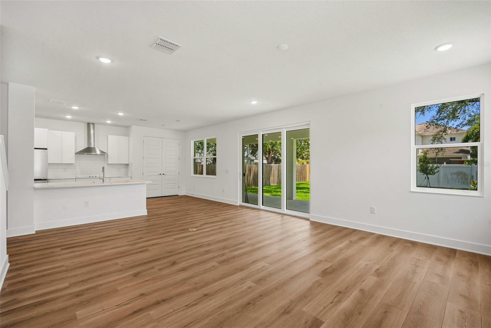 3108 W BALLAST POINT BLVD — photo 15