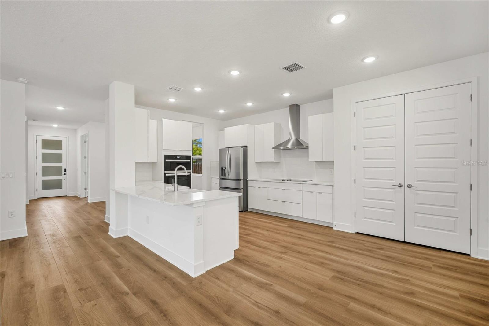 3108 W BALLAST POINT BLVD — photo 5