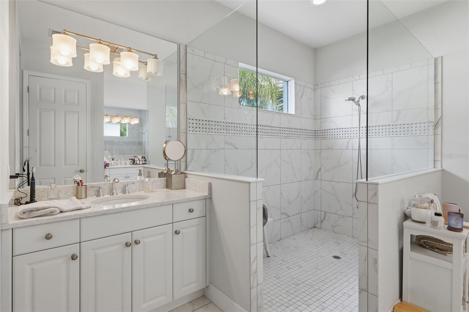 548 REGATTA WAY — photo 24