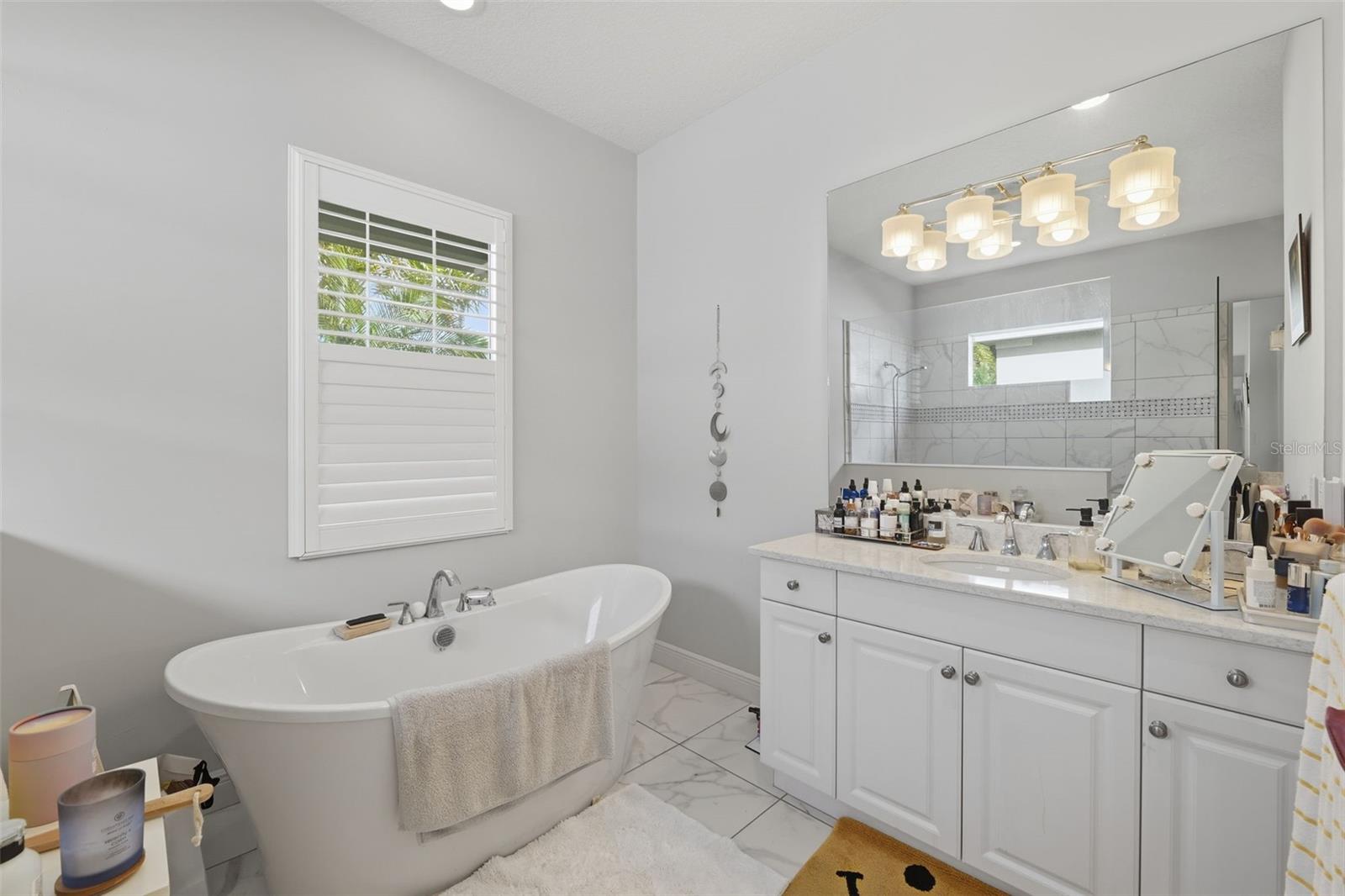 548 REGATTA WAY — photo 23