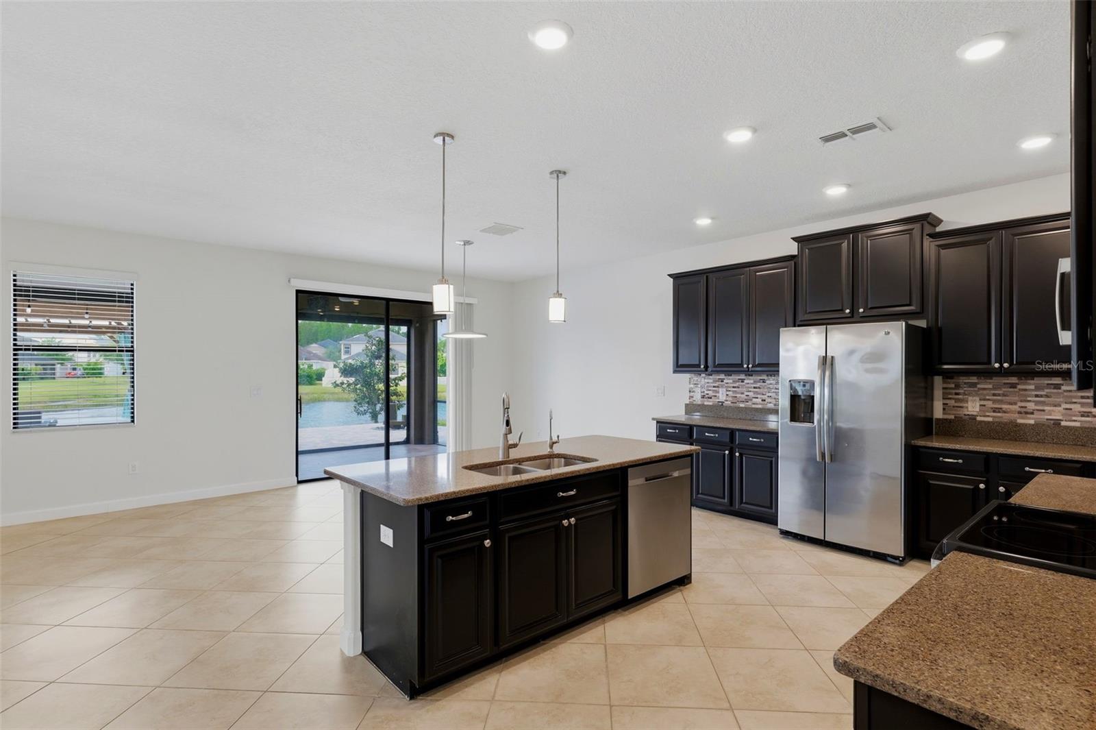 19419 PADDOCK VIEW DR — photo 13