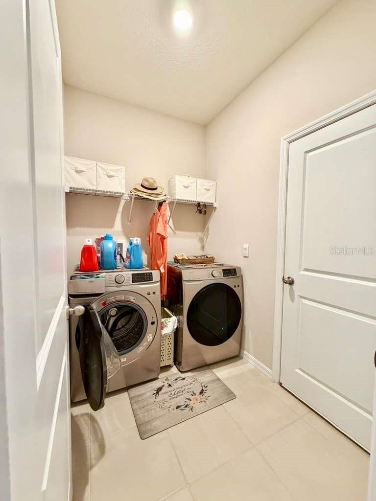 5452 FLINT HILLS DR — photo 33