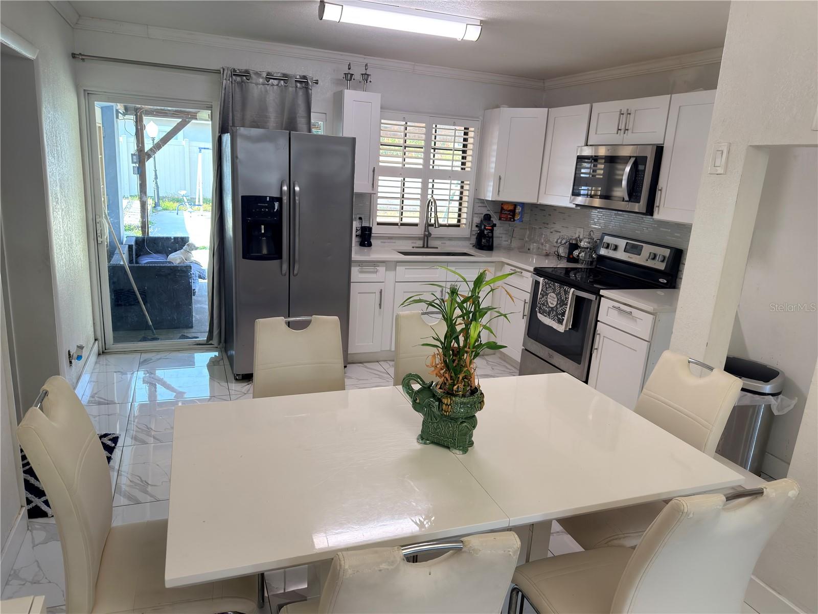 3107 W OSBORNE AVE — photo 27