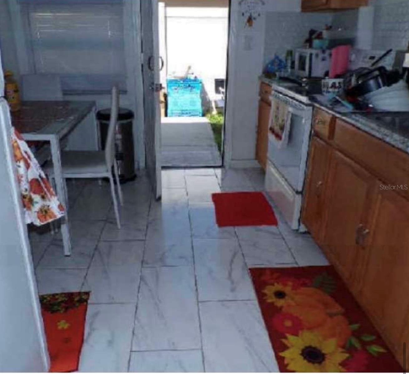 3107 W OSBORNE AVE — photo 16