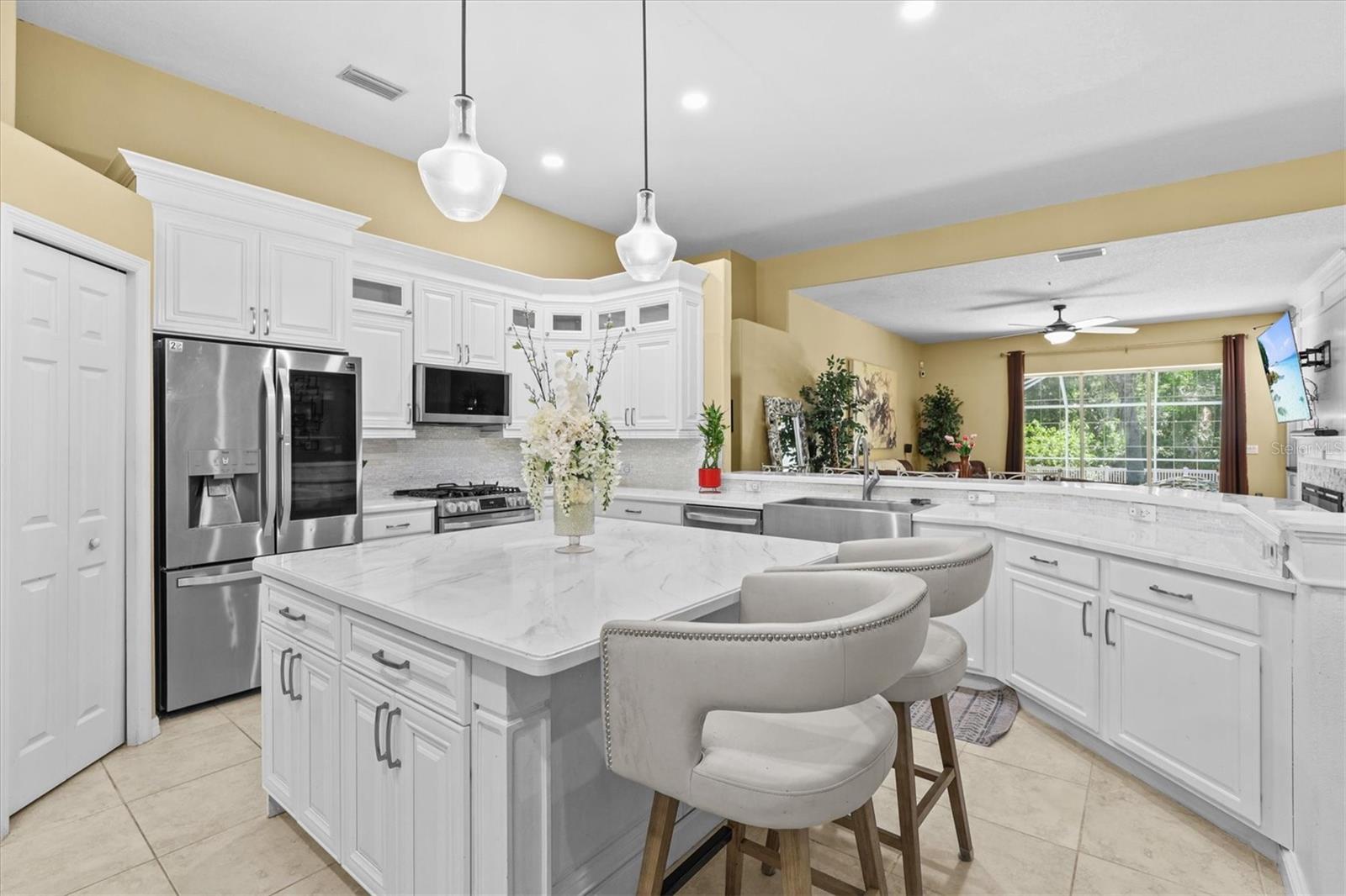 8331 GOLDEN PRAIRIE DR — photo 9