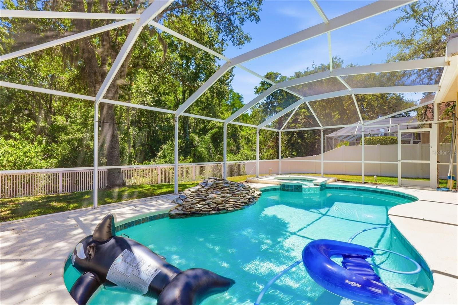 8331 GOLDEN PRAIRIE DR — photo 38