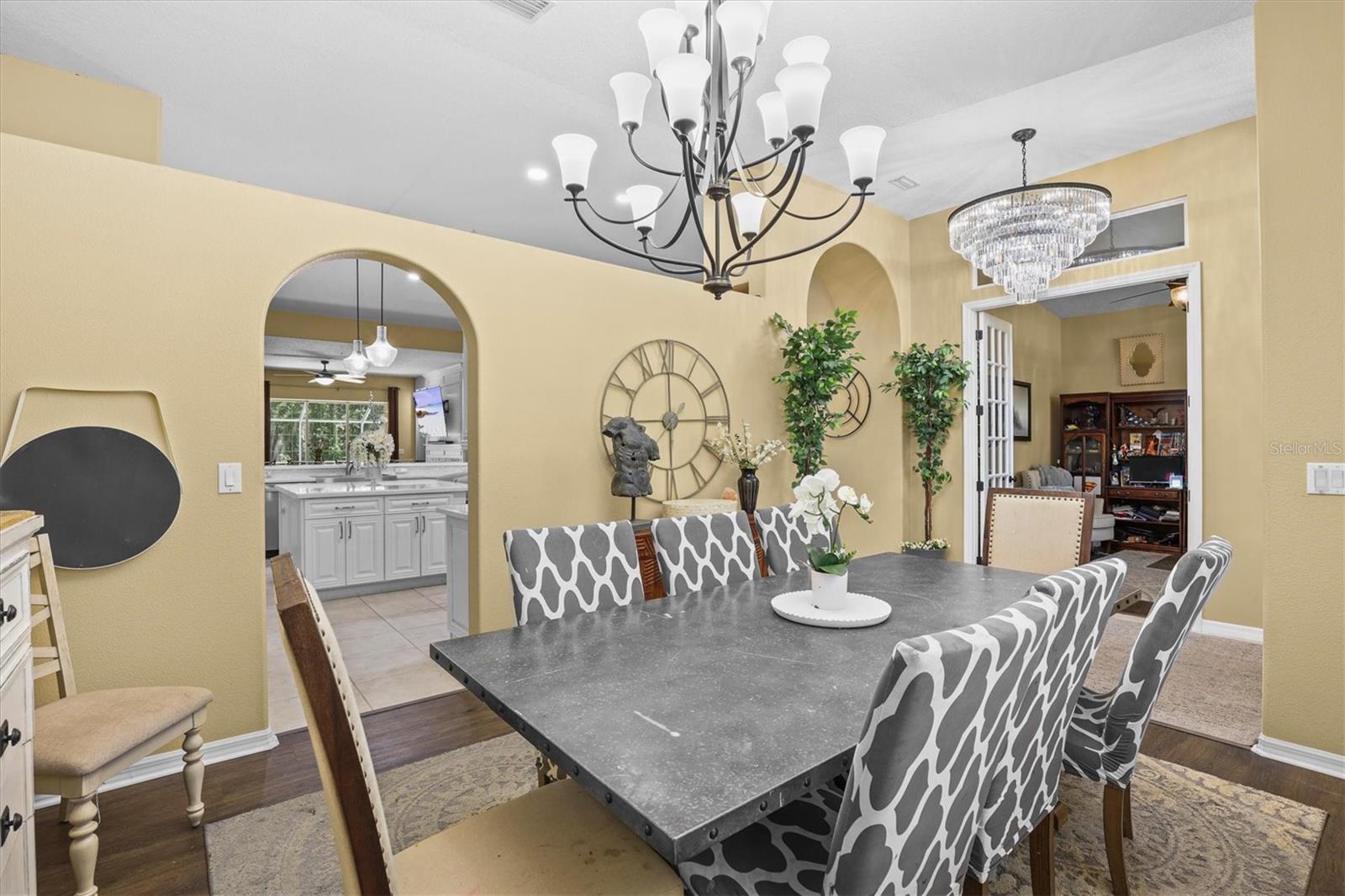 8331 GOLDEN PRAIRIE DR — photo 6