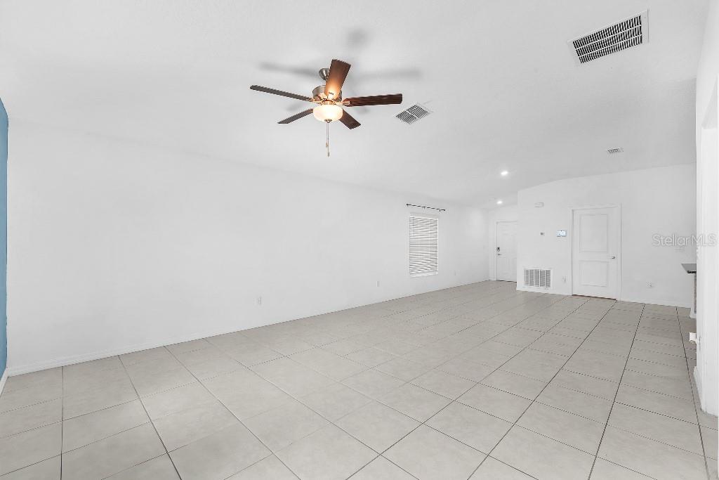 5518 BLUE AZURE DR — photo 7