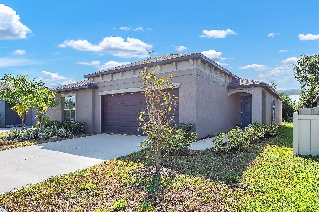 5518 BLUE AZURE DR — photo 2