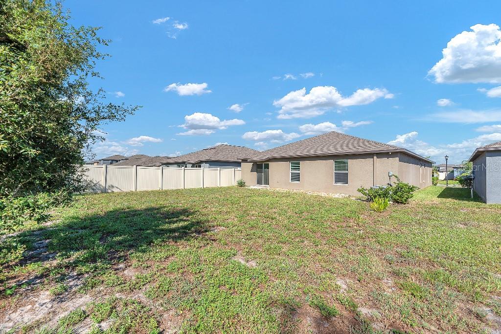 5518 BLUE AZURE DR — photo 4