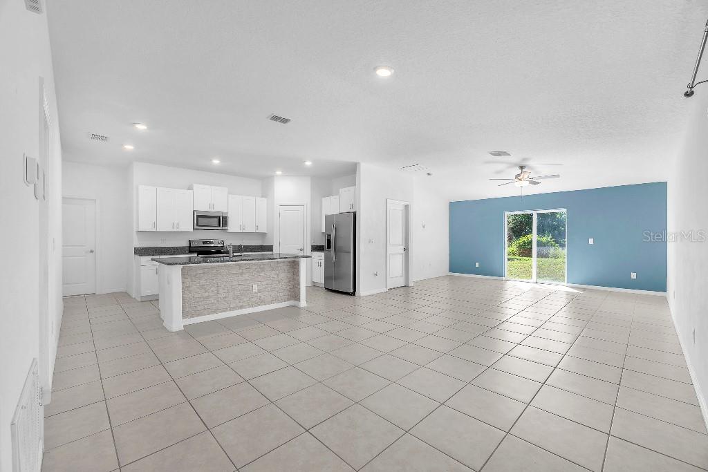 5518 BLUE AZURE DR — photo 6