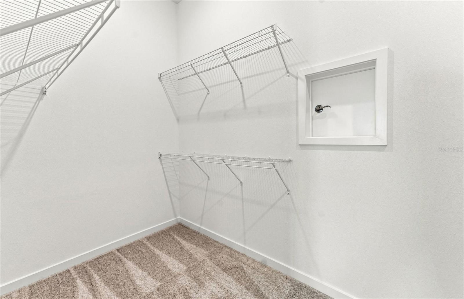 9452 DAYLIGHT DR — photo 11