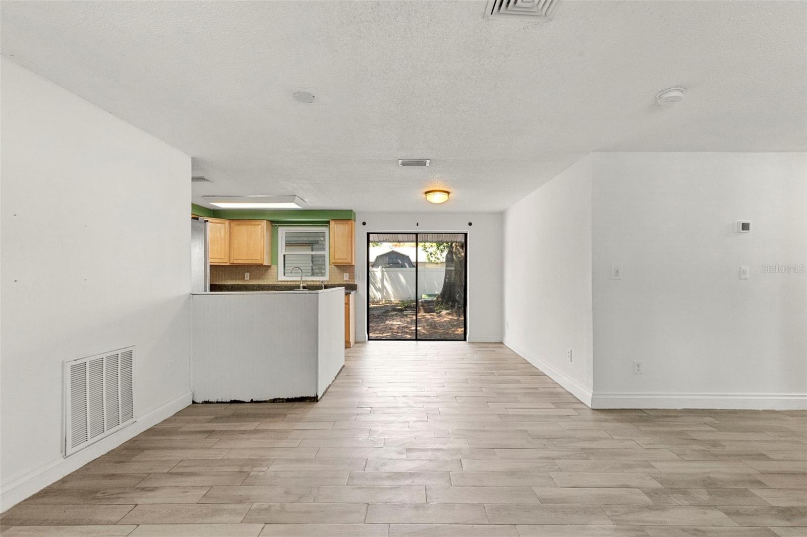 5557 146TH TER N — photo 4